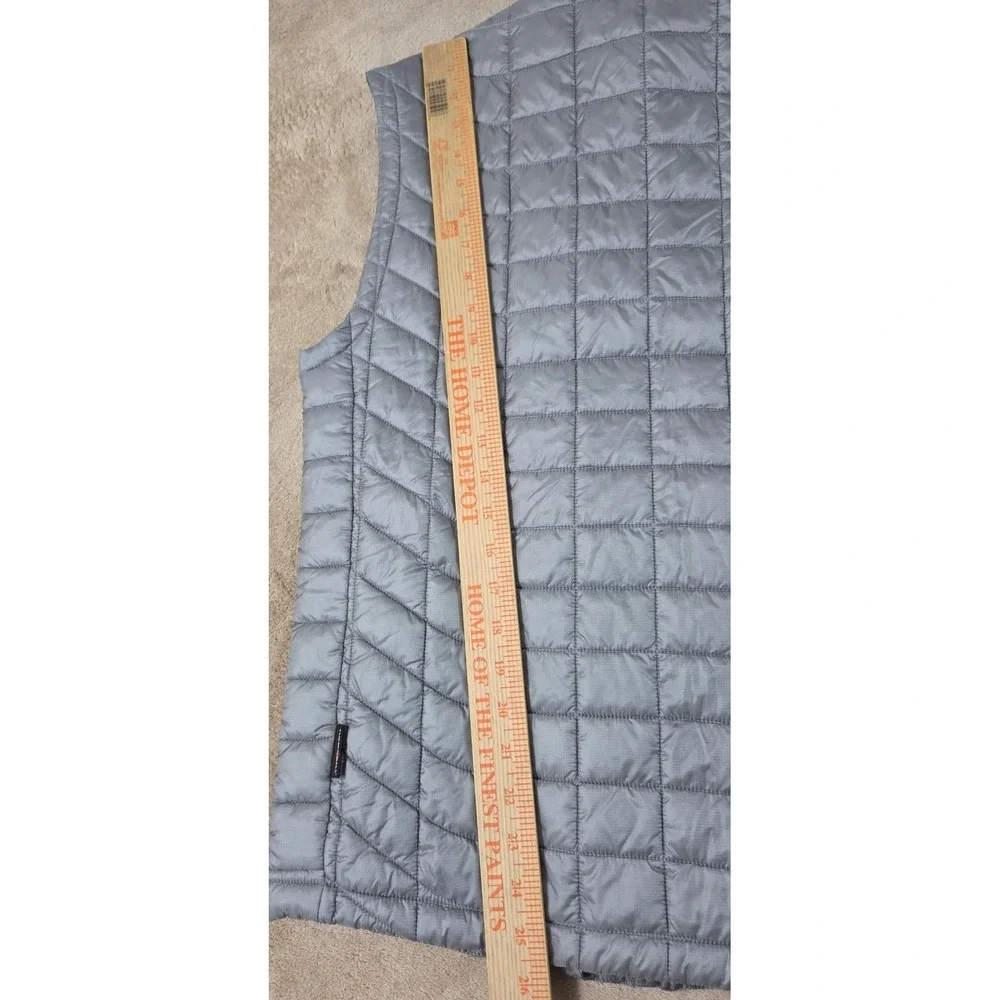 The North Face Thermoball Puffer Vest Men's Size Small Gray Full Zip Quilted NEW